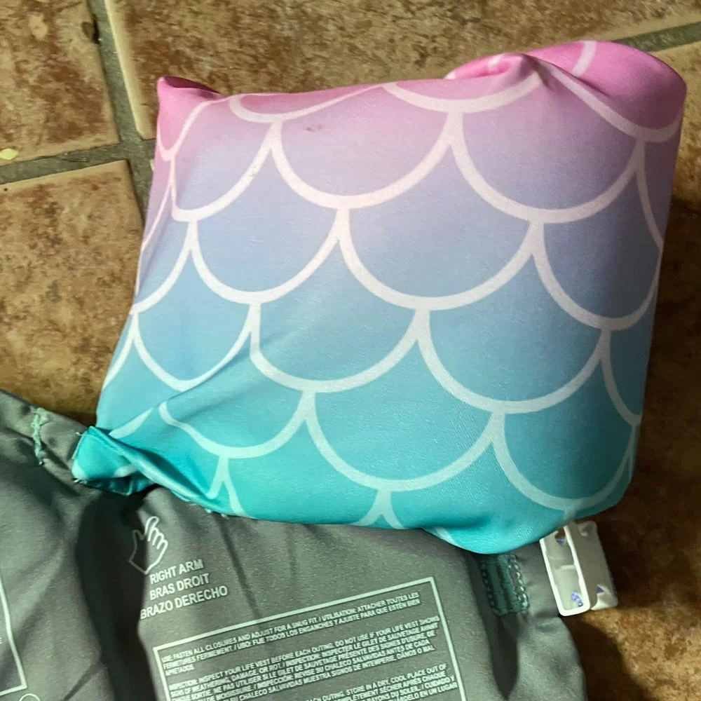 Kids swim vest